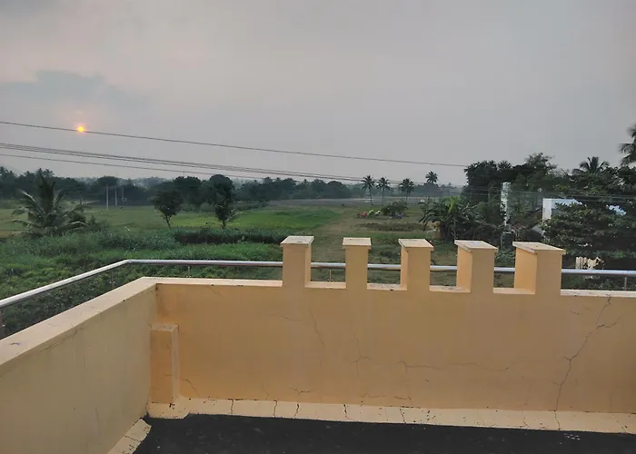 Arunachala Village River View House