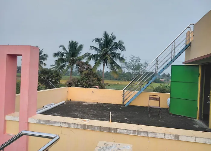 Arunachala Village River View House
