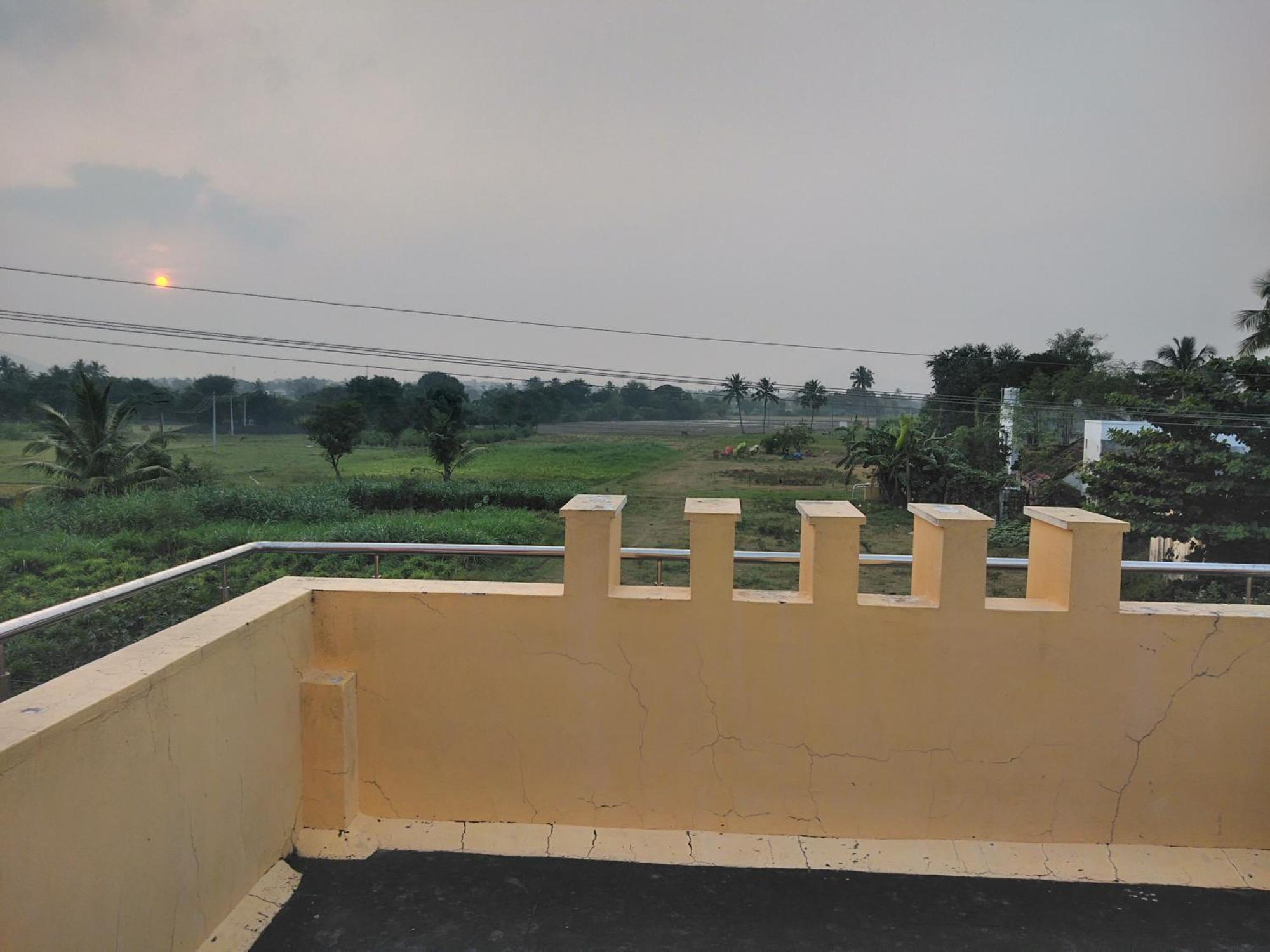 Country house Arunachala Village River View House Tiruvannamalai